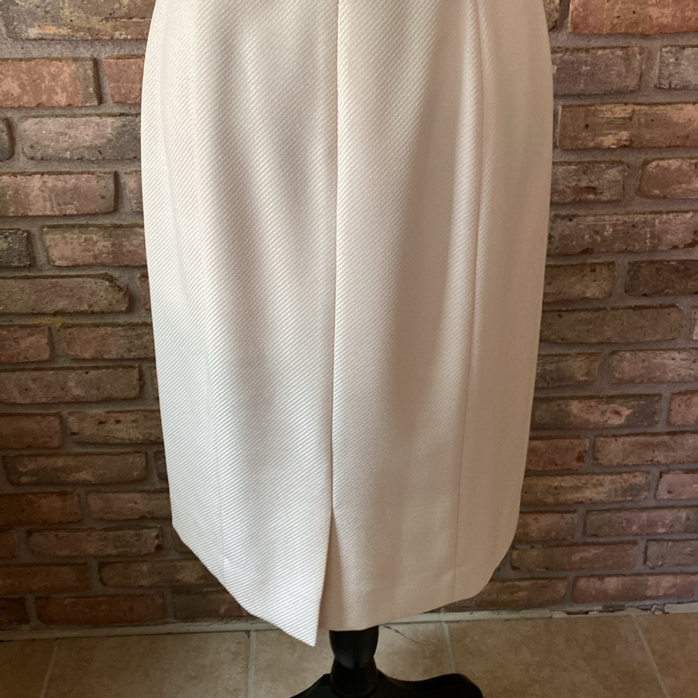 Alex Marie Cream and Gold Chain Detail Dress and Jacket Size 6 NWT - Picture 5 of 14